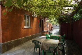 Guest House U Teti Mashi